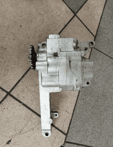 pompa oleju cls ml 3.0 cdi 6421810801 1