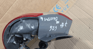Lampa prawa tył tylna w błotnik mazda 626 gf lift sedan 3