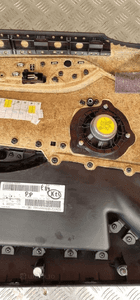 Bmw X1 E84 boczek drzwi prawy przód przedni 12