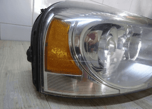 XC90 lampa prawa przednia xenon skretny 30698575 4