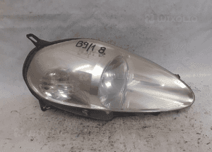 Przod przednia lampa prawa fiat grande punto 1