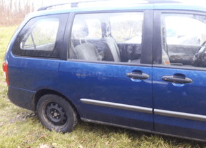 Mazda MPV 99-06  Drzwi prawe tylne tył w kolor 18G 22V 8