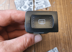 Wlacznik Awaryjne Orzewania Tylnej Szyby Regulacji Swiatel Oswietlenia Czujnik Naslonecznienia VW Golf IV 4 Bora 12