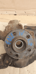 Zwrotnica piasta lewy przód przednia lewa VW Golf IV 4 1.4 16V 7