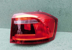 Lampa prawa tylna prawy tył vw golf vii sportsvan 1