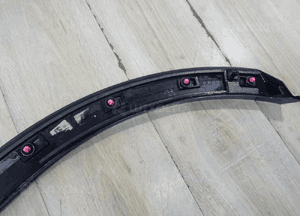 Listwa błotnika lewa tył tylna audi Q8 4M8 4M8853817D llu 5