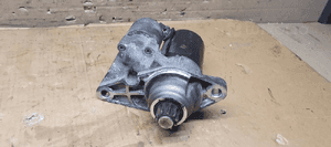Rozrusznik starter silnika VW FOX 1.2 02T911023G 0001120400 3