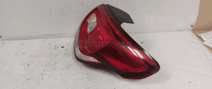 .  LAMPA TYL TYLNA PRAWA CITROEN DS3 2