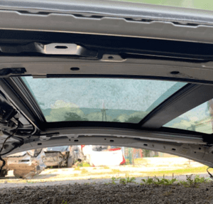 MERCEDES E 207 coupé szklany dach panorama szkło  panel 3