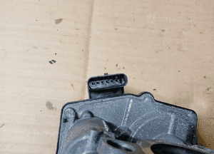 Przepustnica BMW M5 G30 F90 4.4 V8 7619008 3