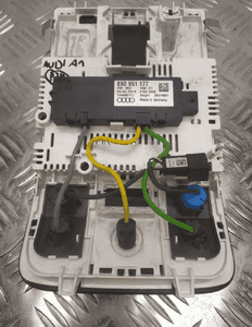 AUDI A1 8X LAMPKA PODSUFITKI OSWIETLENIE 8X0947135AG 6