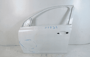 Peugeot 308 T9 13-18 drzwi lewy przód lewe przednie 1