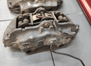 Audi Q7 4L 3.0TDI brembo zacisk hamulca prawy lewy przód zaciski oryginał 5