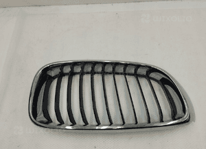BMW F34 Kratka ozdobna prawa 7294804 1