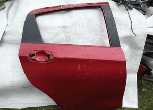 Toyota yaris iii 3 drzwi tylne prawe 1