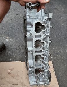Mazda 323 323f BJ 98-03 1.5 1.5 16V  ZL  Głowica Silnika z wałki 3