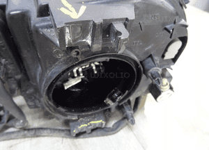 XC90 lampa prawa przednia xenon skretny 30698575 10