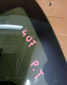 Szyba prawa tylna tył karoseryjna Peugeot 407 SW 4