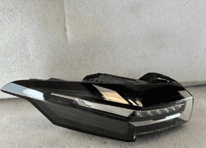 Lampa lewy tyl peugeot 308 iii T10 9835299480 org 1
