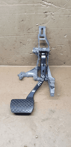 Pedał hamulca automat Audi A4 B6 8E1721117A 1