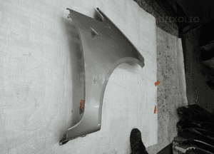 Mitsubishi colt 3D CZ3 błotnik przedni prawy 3