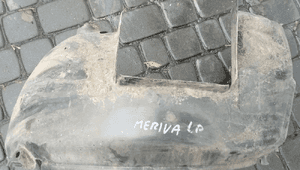 Opel Meriva A nadkole przednie przód prawe lewe 2