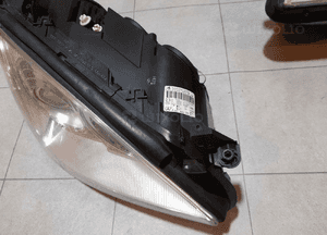 Mercedes W221 lampa prawa przed lift oryginał igła 5