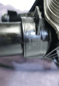 Podstawa filtra oleju vw golf 2.0 05L115389AC 6