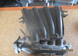 Kolektor ssący nissan qashqai juke 1.6 16V HR16 1