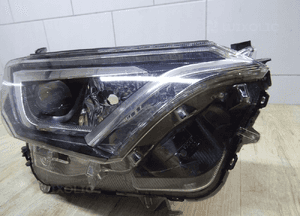 Lampa prawy przód full led toyota RAV4 iv 16- lift 2