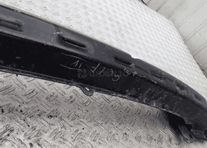 BELKA PRZEDNIA GOLF IV 2