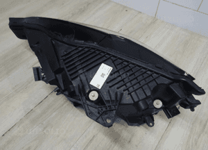 VOLVO XC60 II LIFT lampa prawa przód  FULL LED 32342515 MID 6