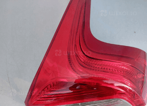 VOLVO V40 II LAMPA TYŁ prawa 31395845 5