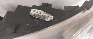 Przod przednia lampa lewa citroen C4 2 B7 3