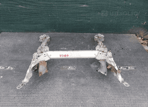 Sanki 8T0399315J Belka Wózek Zawieszenia Trawers Przod Przednia Audi A4 B8 A5 8T 34
