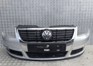 Zderzak przód vw passat B6 1