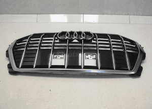 Audi Q3 83A 83F grill atrapa chłodnicy czarny chrom nowy oryginał 3