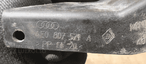 Ślizg zderzaka lewy tył tylny Audi A8 D3 4E0807571A 5