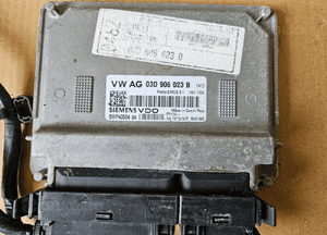 VW Polo Ibiza Fabia Fox  1.2 6V komputer silnika 03D906023B 03D906032C 03D906023 1
