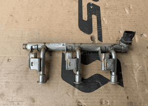Listwa wtryskowa czujnik Ford 1.0 ECOBOOST 0261555137 0261545039 1