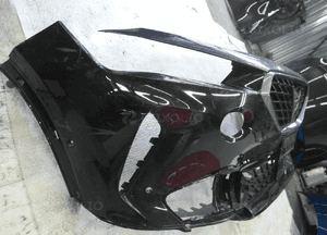 Seat formentor z grilem i górą,kratką i spojlerem cały zderzak przedni 2