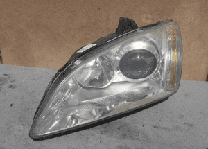 Lampa przód lewa ford focus 2 ii oryginał 1