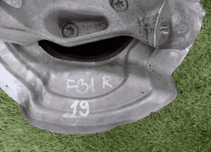 BMW 3 F30, F31 Zwrotnica Przednia - Prawa - 4654 4