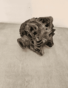 Renault trafic vivaro 2.0 dci alternator TG15C058 9