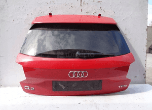 Klapa bagażnika tył tylna audi Q2 LY3U