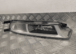 Halogen przeciwmgielny prawy vw passat B8 2014- 6