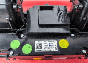 BMW 1 F40 Panel Klimatyzacji KRATKA NAWIEWU ŚRODKOWA 9889951 6