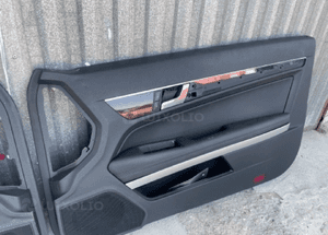 MERCEDES E 207 tapicerka drzwi boczek listwa dekor panel 5