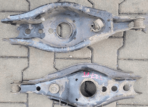 Toyota Avensis T27 Verso wahacz tyl tylny prawy lewy 2