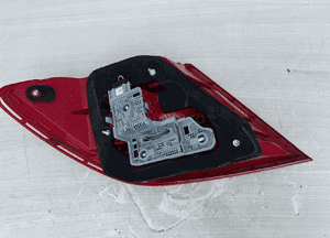 Lampa tylna prawa mercedes W204 c klasa coupe 2011-2014 rok A2049060503 6
